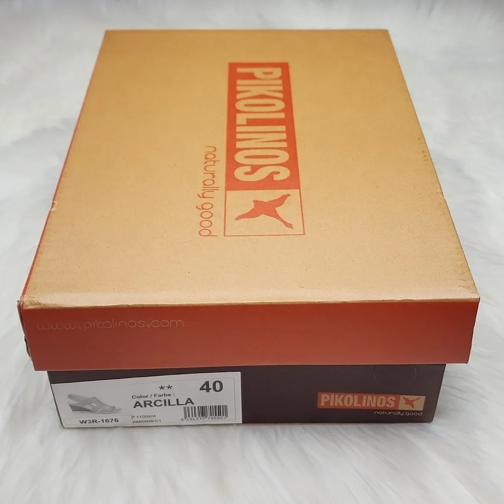 Pikolinos Vigo W3R-1676 Arcilla Wedge Sandal Heels